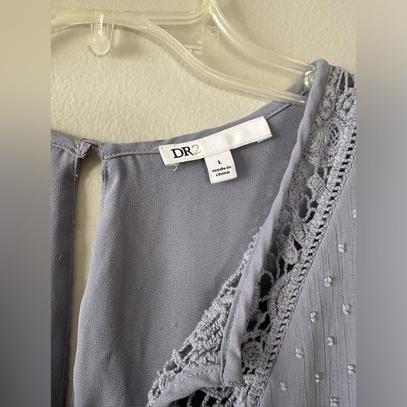 DR2 Women’s Periwinkle Blouse in size L - Picture 4 of 7